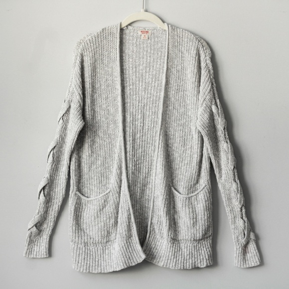 Mossimo Gray Knit Cardigan - Picture 2 of 8